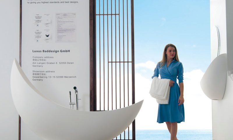 solid surface bathtub