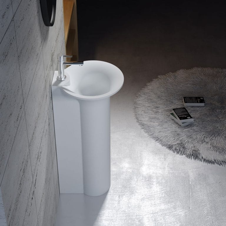 V29-(1) free standing sink