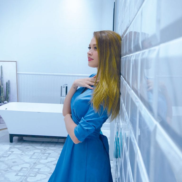 _UAV8886 sink bathroom